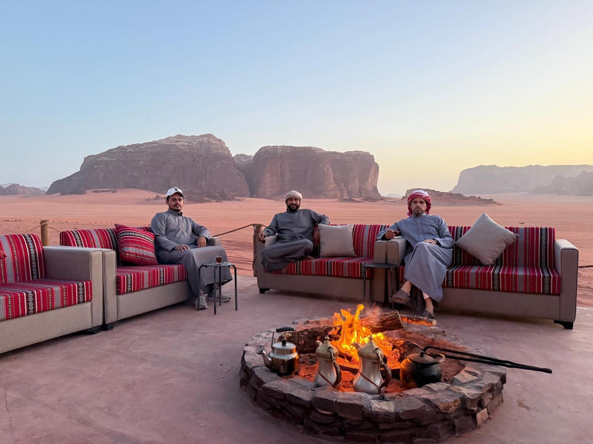Wadi Rum Bedouin Camp Exteriör bild